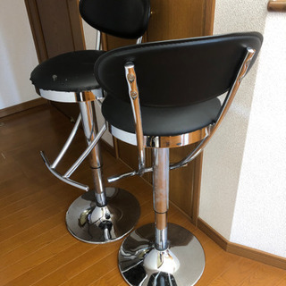 カウンターチェアの画像