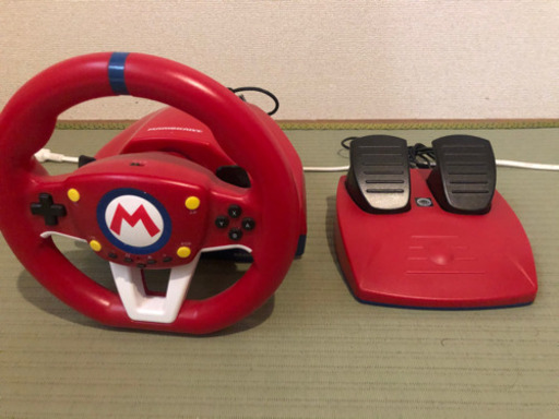 Switch用マリオカート専用コントローラー
