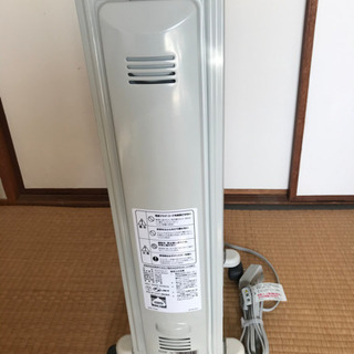 デロンギ　オイルヒーター　新品同様の画像