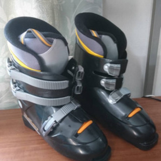 スキーブーツ