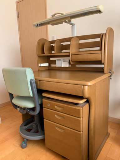 イトーキ学習机・袖机・椅子セット 引取に来ていただける方