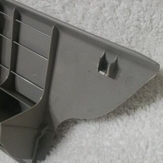 エスティマハイブリッド AHR20W 右 リア スカッフプレートの画像