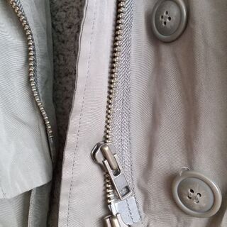 カーキアウターMサイズ差し上げますの画像