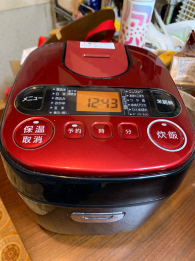 アイリスオーヤマの3合炊きの炊飯器