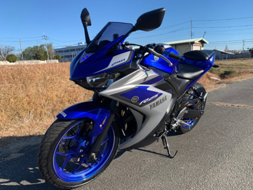 大人気の‼️ヤマハYZF-R25‼️低走行距離の美車‼️値下げ‼️