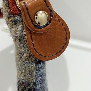 ツイードの王様、Harris Tweedのポーチです。の画像