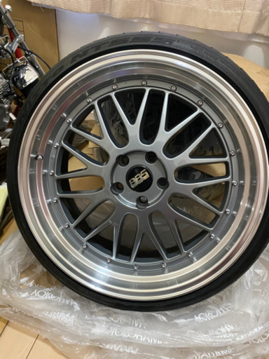 20インチ アルミホイール付きタイヤ　4本セット