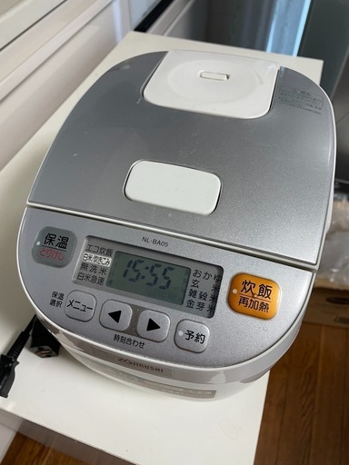 象印３合炊き炊飯器中古品