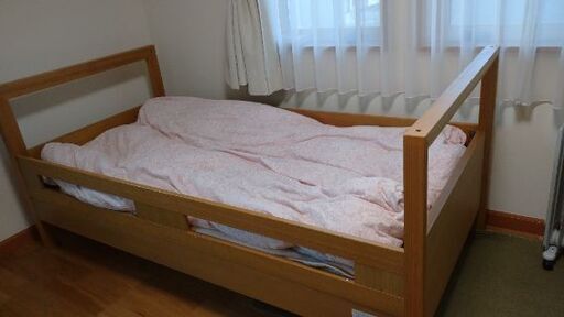 二段ベッドの上段のみ