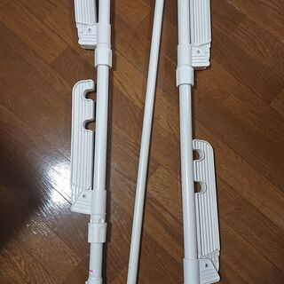 窓枠用つっぱり物干し