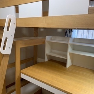 【引取決定しました】机付き木製ロフトベッド