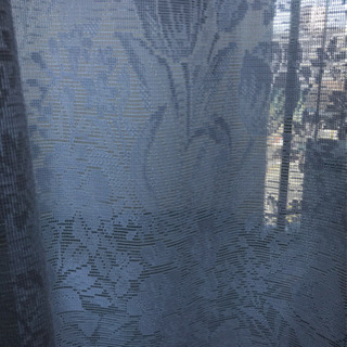 既成カーテンとレースカーテンのセットの画像