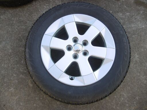 アルミホイル付　スタッドレスタイヤ４セット　プリウス　185/65　Ｒ１5　88Q