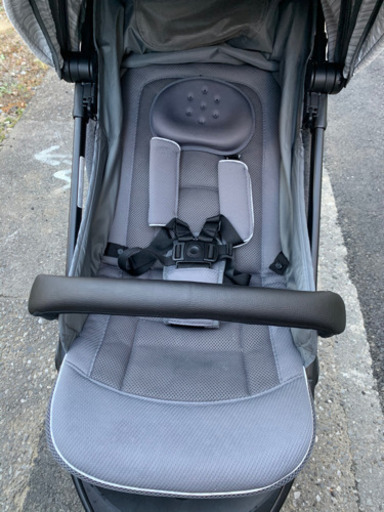 アップリカ　イージーバギー　グレー