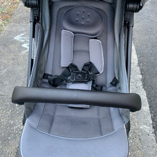 アップリカ　イージーバギー　グレー
