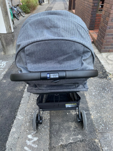 アップリカ　イージーバギー　グレー