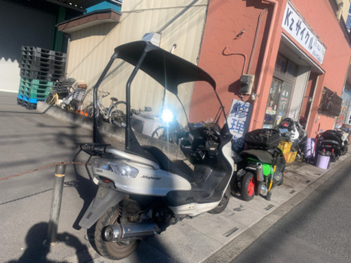マジェスティー  希少車　屋根付き　草加市　Uber 出前