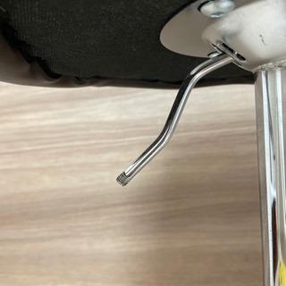 昇降式カウンターチェアーの画像