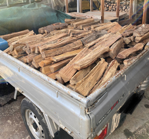 ストーブ用、キャンプ用　薪あります