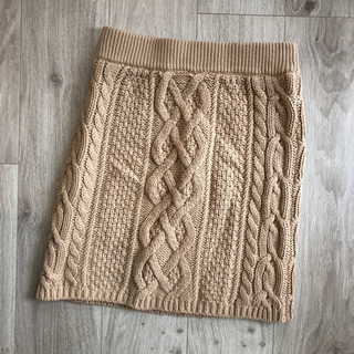 【美品】　flower ニットスカート　ベージュ　スカートの画像