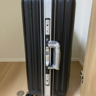 スーツケースの画像