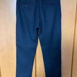 BEAMS ストレートパンツ ネイビー Sサイズの画像