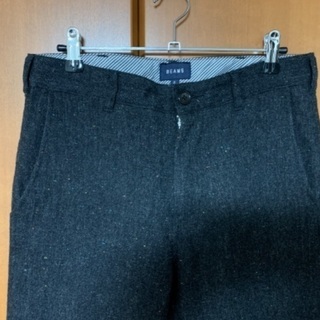 BEAMS ストレートパンツ ダークグレー Sサイズの画像