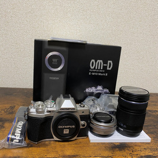 残り2日！！問い合わせ多数のため、なくなり次第取り消します！OLYMPUS OM-D E-M10 MarkIII EZダブルズームキットの画像