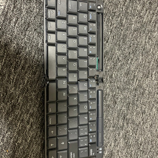 最終値下げ！リュウド　折りたたみ式ワイヤレスキーボードの画像