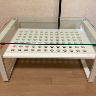 ガラステーブル　白色の画像