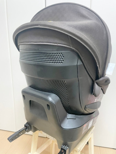 良品 エールベベ・クルット3i プレミアム ISOFIX チャイルドシート