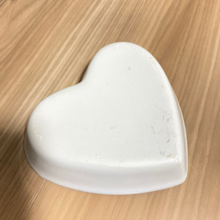 ハートのお皿　2セットの画像
