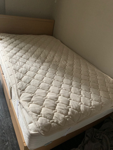 【お取引き中】フランスベッドとマニフレックスマットレス