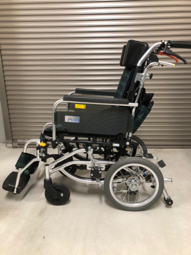 介助型コンパクト車いす【株式会社ミキ　SKT-7】