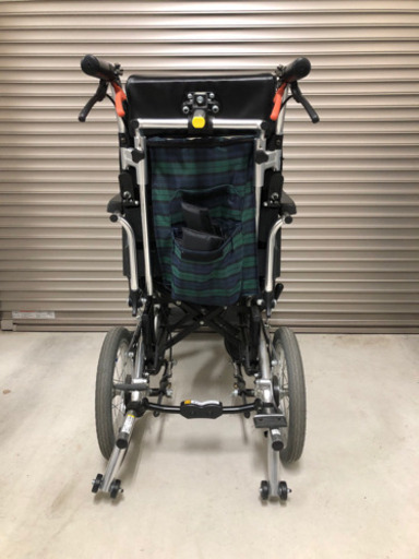 介助型コンパクト車いす【株式会社ミキ　SKT-7】