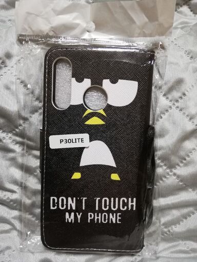 P30light　スマホケース　手帳型　バッドばつ丸くん　新品