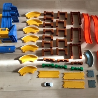 トミカシステム 5WAY ダブルリフト どうろセット 