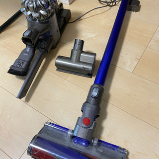 ダイソン掃除機 【中古美品】DC74