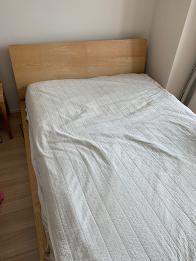 無印良品　ダブルベッド