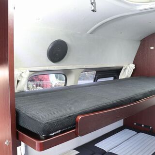 キャンピングカー　H27　レジアスエース　ナッツRV　ラディッシュ　バンコン　車中泊　２段ベッドの画像
