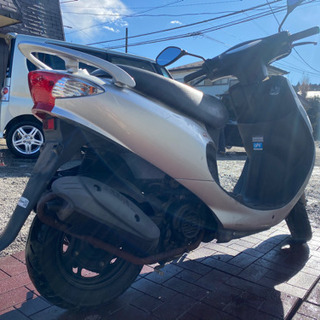 オートショップable 03010518T SYM KAZE50 シルバー 関東圏内 即日配送 激安配送料金3000円〜。 他にも多数出品中！！オートショップableで検索♩ 修理や買取も可能です！クレジット分割、代引き支払い可能！平均在庫日数3日 業者卸にもの画像