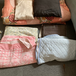 敷布団　タオルケット　シーツ　毛布　コタツ掛け布団