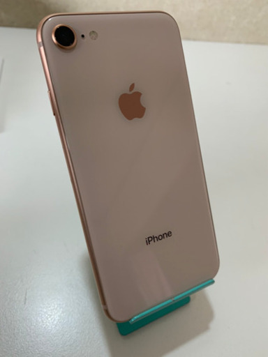 iPhone8 64G SIMフリーSIMロック解除　ゴールド