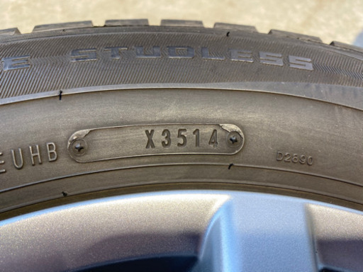 即日完売しました。本日交換できます。215/65R16 スタッドレスタイヤ　アルミホイール　アルファード　ヴェルファイアなど
