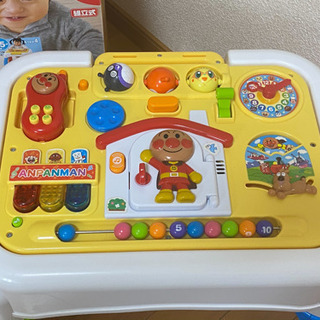 アンパンマンよくばりテーブルの画像