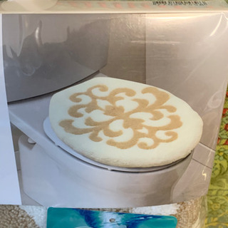 新品✨トイレフタカバーの画像