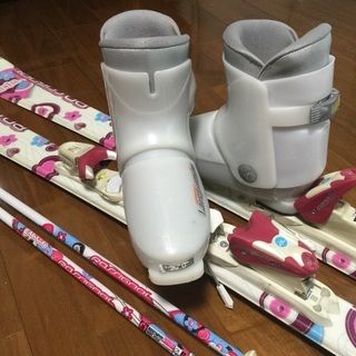 子供用スキーセットの画像