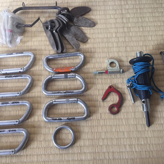 クライミング用品 カラビナ・ハーケン他一式 応相談の画像