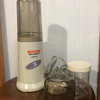 イワタニのミキサー