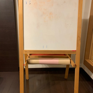 IKEA イーゼル